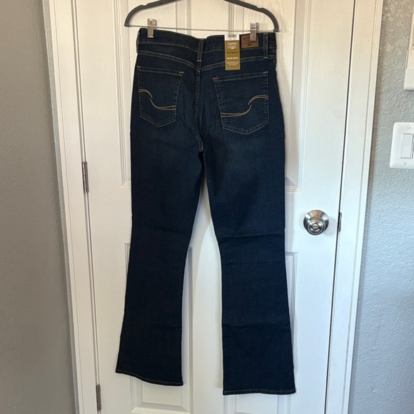 Levi's Women's Totally Shaping 10L Mid-Rise Bootcut Dark Indigo Jeans - Picture 11 of 11